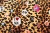Трикотаж велюр стрейч D&G леопард чёрно-коричневые пятна по песочному фону